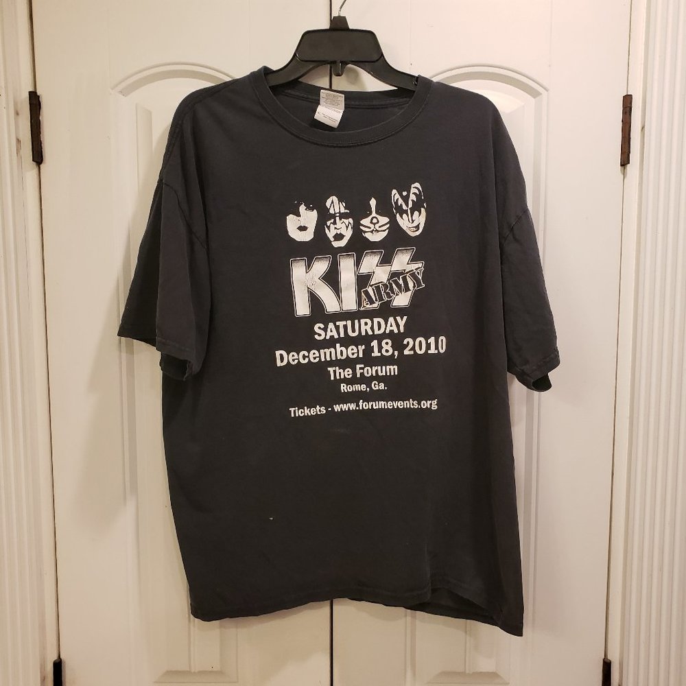 2010 Kiss Tribute Band T-shirt Dr. Pepper Q102 Printworks the forum Rome